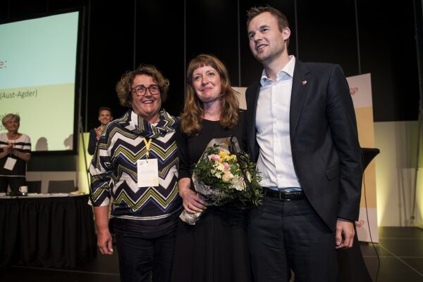 KrF slo ring om pappapermen, men vedtok kutt
