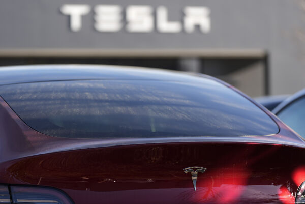 Tesla tilbake på topp av salgslistene i Norge