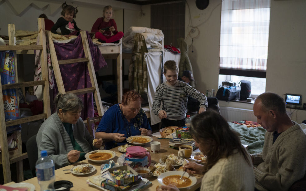 Kristne i Europa bidrar til at ukrainske flyktninger får mat og opphold som følge av Russlands invasjon av landet. Illustrasjonsbilde.
 Foto: Leo Correa/Ap/NTB