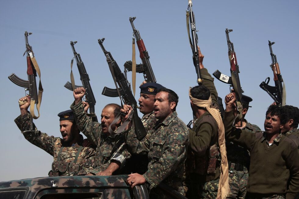 Væpnede mannskaper fra Houthi-militsen, Irans partner i Jemen.
 Foto: NTB Scanpix
