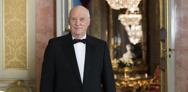 Fra tirsdag er ikke kongen lenger hellig