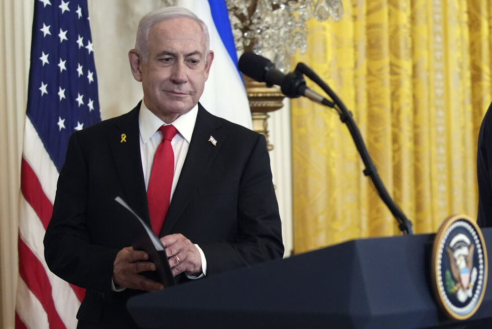 Benjamin Netanyahu på en pressekonferanse i Det hvite hus tirsdag.
 Foto: NTB / AP / Evan Vucci