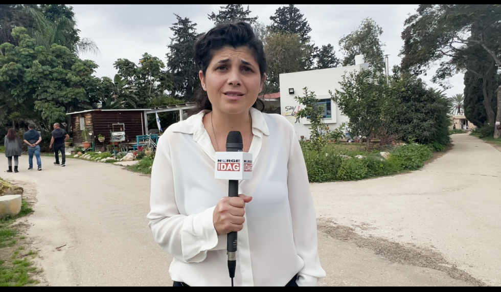 FOLKEVALGT: Knesset-representant Sharren Haskel viste Norge IDAG og turfølget rundt i kibbutzen.
 Foto: Trine Overå Hansen