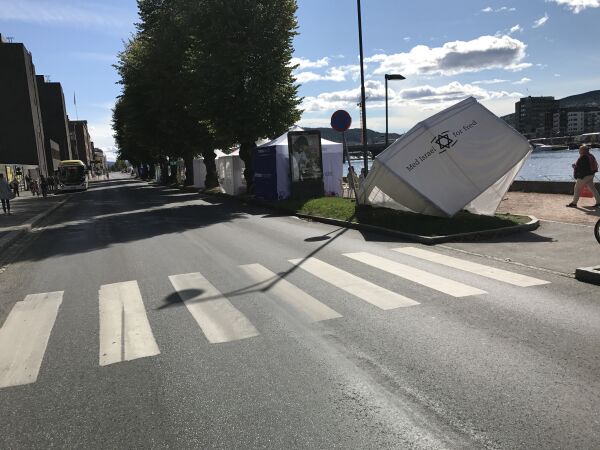 Hærverk mot MIFF-stand  i Drammen