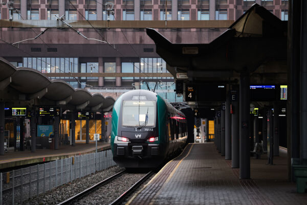 Bane Nor mener de har funnet årsaken til togkaoset – trafikken går som normalt