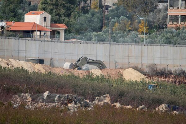 - Israel bør forvente krig på to fronter