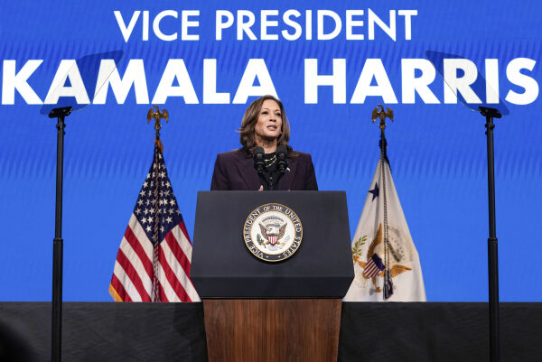 Kamala Harris offisielt valgt til Demokratenes presidentkandidat