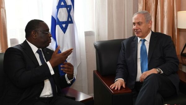 Ambassadører fra to nye muslimske land til Israel
