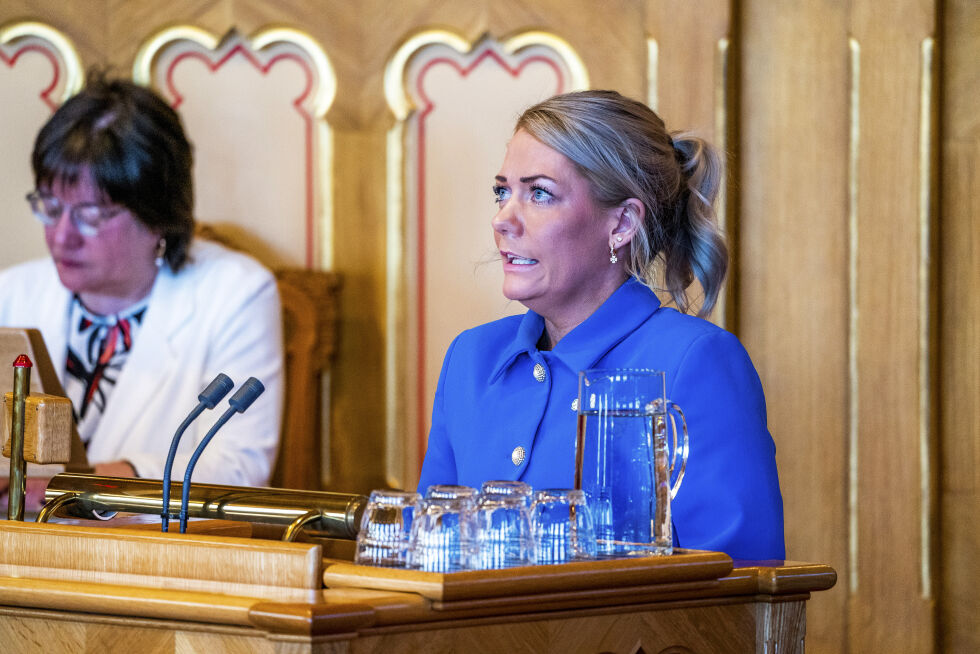 KORNLAGER: Landbruks- og matminister Sandra Borch (Sp) sier departementet er i startfasen med å gjenopprette et beredskapslager for korn.
 Foto: Håkon Mosvold Larsen / NTB
