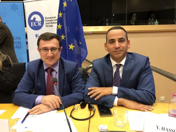 Begeistrede Knesset-medlemmer i EU- parlamentet