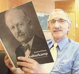 Bokdebuterer til KrF’s 70-års jubileum