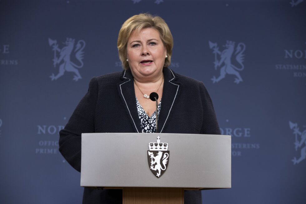 Statsminister Erna Solberg (H) kommenterer KrFs valg om hvilken retning de ønsker å gå. Foto: Terje Pedersen / NTB scanpix