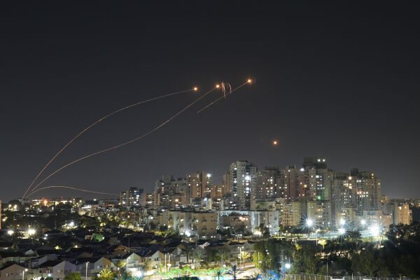 Har skutt 350 raketter mot Israel