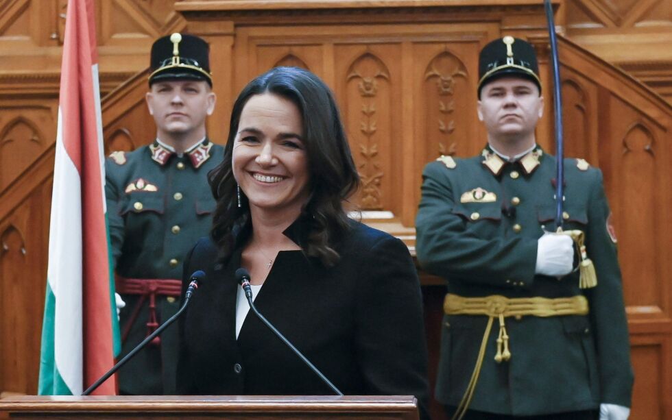 Katalin Novák blir Ungarns første kvinnelige president - og den yngste president i landet noensinne. Hun er kristen, trebarnsmor og brenner for gode familieverdier.
 Foto: Szilard Koszticsak / MTI / AP / NTB