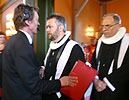 Slåsskamp mellom Ludvig Nessa og politiet i Lofotkatedralen