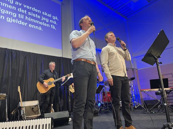 – Folk spør etter vekkelsessanger