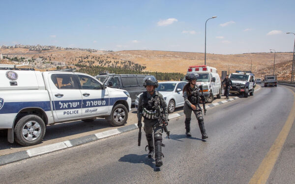 IDF-offiser alvorlig såret i terrorangrep