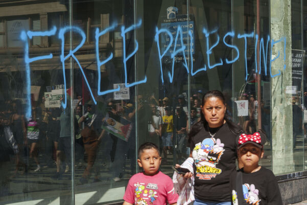 Jøde drept under pro-israelsk demonstrasjon i Los Angeles