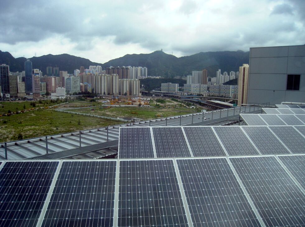 Innovasjon: Energi trenges for å bekjempe ekstrem fattigdom. Utvikling av vind, sol og bølger er veien å gå.
 Foto: Wikipedia. Fra HongKong.