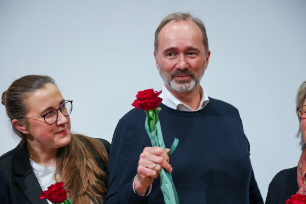 Trond Giske vil gjenreise Ap med strengere innvandringspolitikk og disiplin i skolen