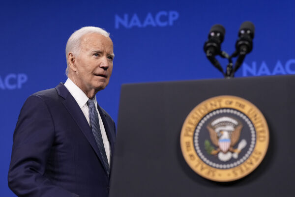 – Biden begynner å innse at han kanskje må trekke seg
