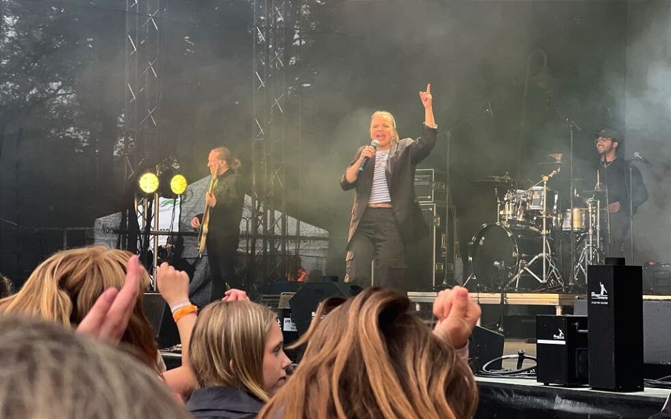 Lisa Børud spilte på Jærgårds på lørdag.
 Foto: Siren K. Moi