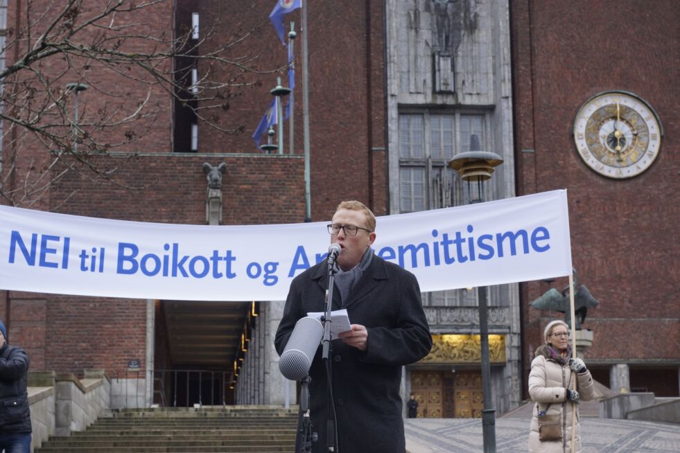 Intiativtaker: Dag Øyvind Juliussen i ICEJ stod bak demonstrasjonen lørdag.
 Foto: Erlend Sundar