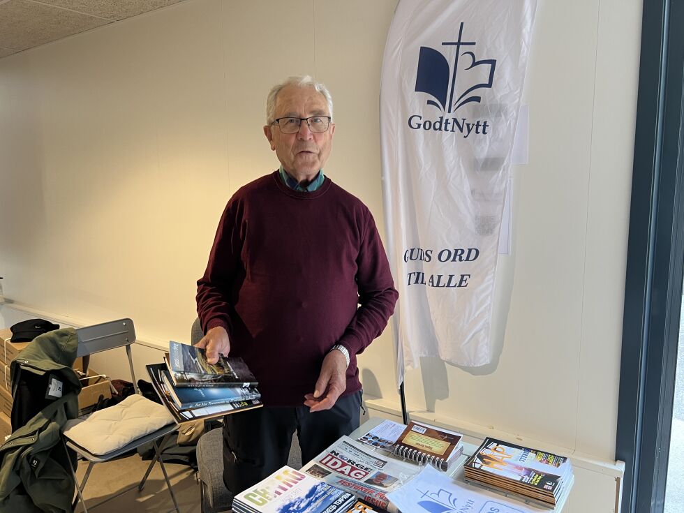 GodtNytt og daglig leder Arne Topland var til stede med stand under sommerstevnet i Sarons Dal.
 Foto: Trine Overå Hansen