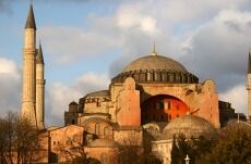Kaos rundt pavebesøk i Tyrkia