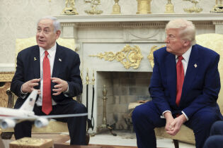 Krever at Irans atomanlegg sprenges