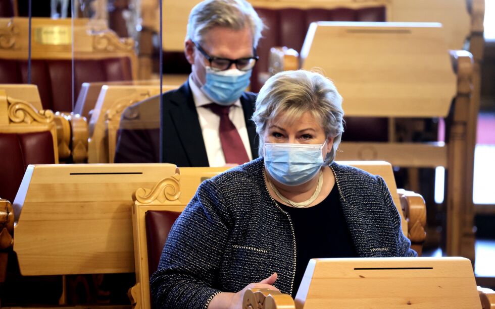 Statsminister Erna Solberg redegjør for Stortinget om regjeringens håndteringen av koronapandemien.
 Foto: Ørn E. Borgen / NTB