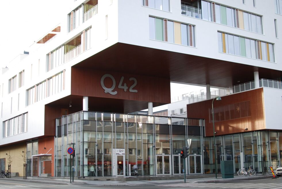 Q42 er pinsemenigheten Filadelfia Kristiansands nye menighetslokale og signalbygg.
 Foto: Inger Anna Drangsholt