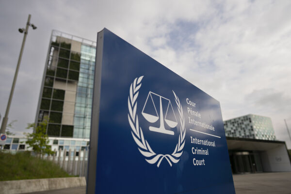 Hamas feirer ICCs arrestordre og vil ha mer