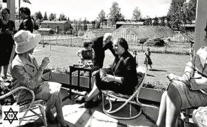 Golda Meir i hageselskap hos Jens Christian Hauge