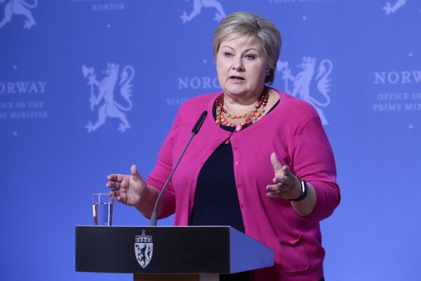 Solberg til Venstre og KrF: – Veien til makt går via oss