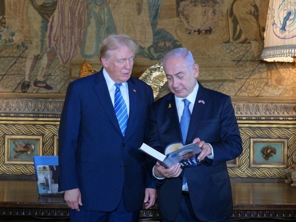 Benjamin Netanyahu hadde med boken sin «Bibi: My Story» som kom ut i 2022.
 Foto: Amos Ben-Gershom (GPO)