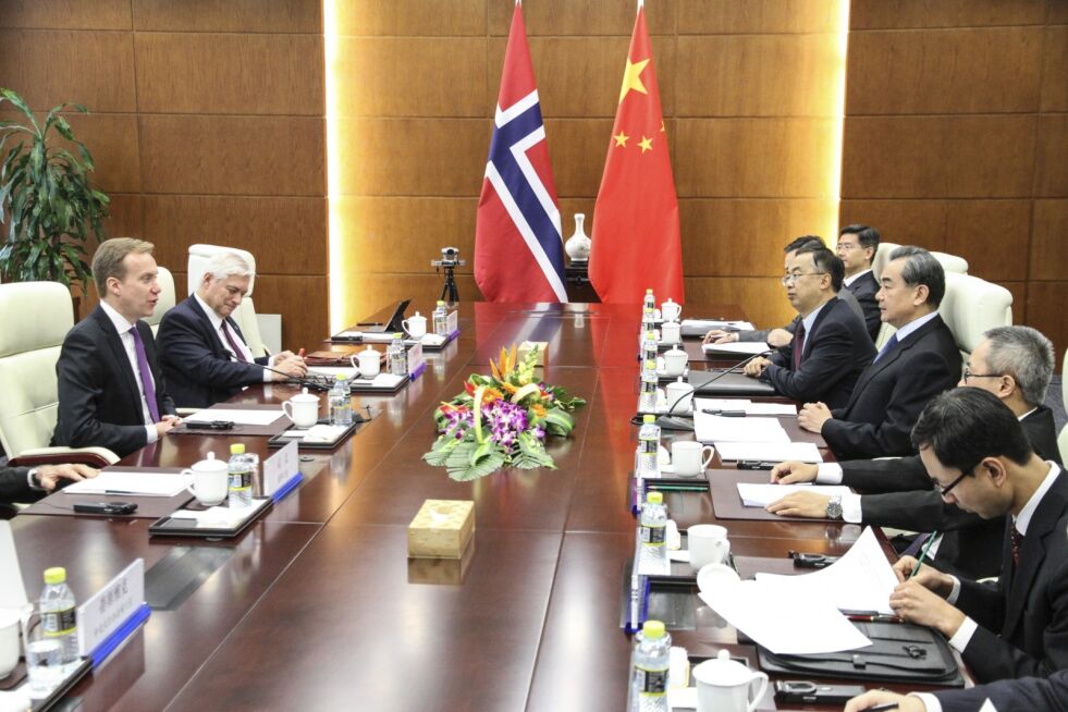 Utenriksminister Børge Brende i møte med den kinesiske utenriksministeren Wang Yi i Beijing 19. desember 2016.
 Foto: NTB Scanpix