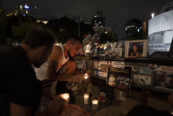 Israel i gang med minnemarkeringer på årsdagen for Hamas-angrepet