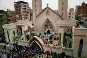 Minst 43 drept av bomber ved to kirker i Egypt