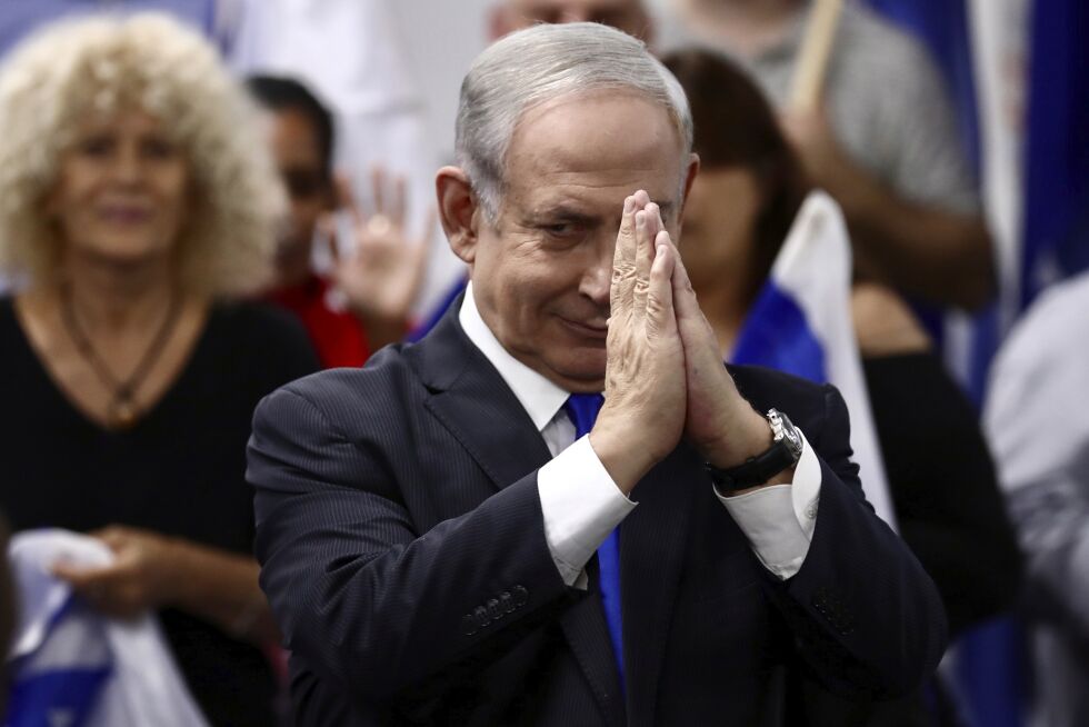 Israels statsminister Benjamin Netanyahu har fått i oppdrag å danne ny regjering.
 Foto: Oded Balilty/NTB Scanpix