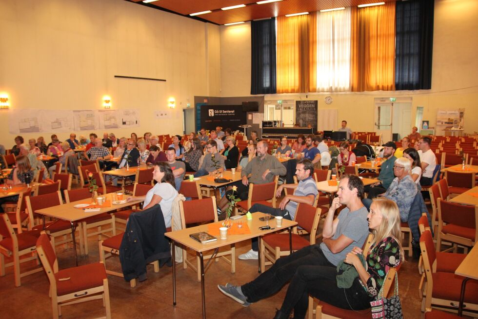 Bra med folk: Det var mange intresserte mennesker som var samlet til Motivasjon 2019 i Salem i Trondheim lørdag.
 Foto: Arne-Bjørn Fossen