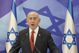 Netanyahu: – Våpenhvilen trer ikke i kraft før Israel mottar gissel-liste