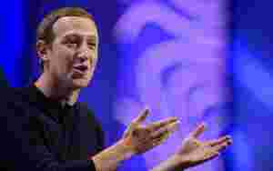 Facebook blokkerer Trump på ubestemt tid