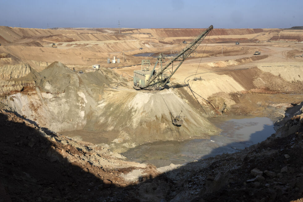 Ukraina og USA er enige om en avtale som sikrer amerikanerne førsterett til nye avtaler om utvinning av mineraler og andre naturressurser i Ukraina. Bildet er fra en ilmenitt-gruve i Kirovohrad-regionen i Ukraina.
 Foto: AP / NTB