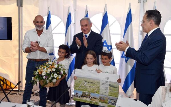 Israels regjering godkjenner etablering av bosetning i Jordandalen