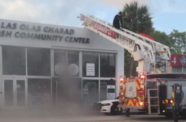 Synagoge satt i brann i Florida