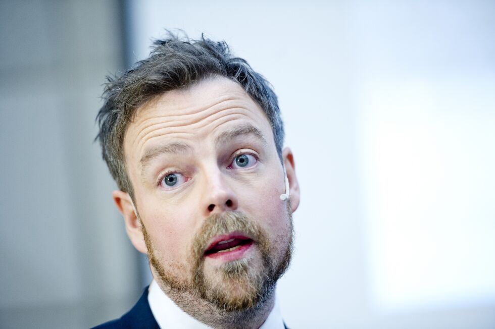 Torbjørn Røe Isaksen (H) mener det er forskjell på den sittende regjeringen og de rød-grønne i spørsmål om kristendom i skolen.
 Foto: NTB scanpix