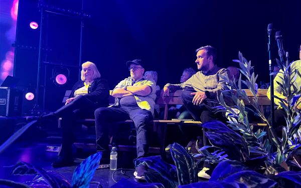 Rune Edvardsen endrer navnet på Troens Bevis