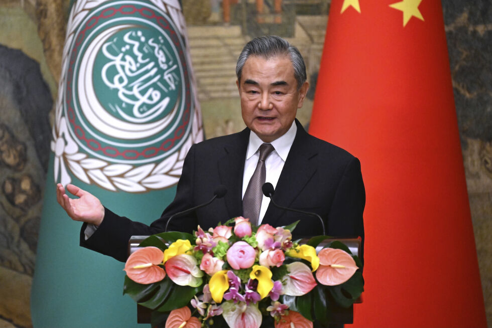 Fatah og Hamas er enige om en løsning på styringen av Gazastripen, opplyser den kinesiske utenriksministeren Wang Yi.
 Foto: Wang Zhao/Pool Photo via AP/NTB