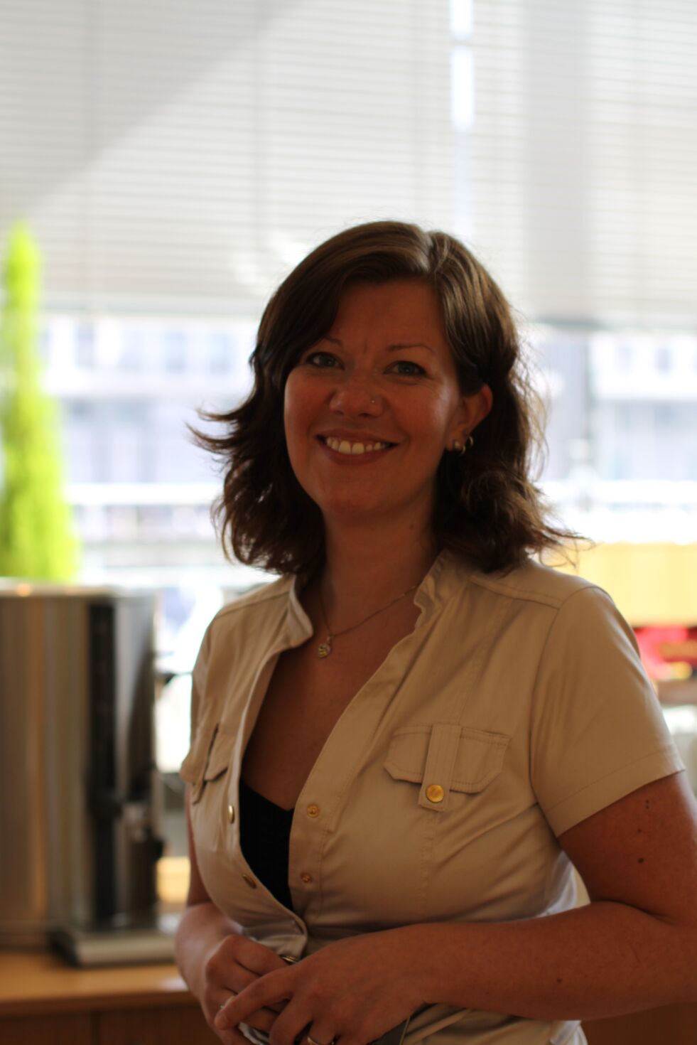 Mona Høvset er kommunikasjonssjef i KrF. Hun opplyser at mer enn 2.000 av partiets drøyt 27.000 medlemmer har besvart medlemsundersøkelsen om valgresultatet. Foto: KrF.